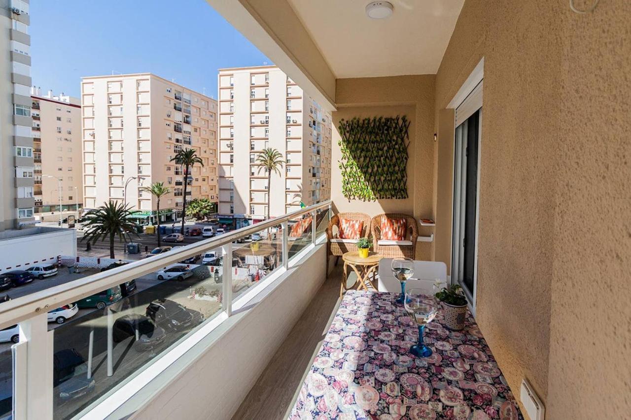 Victoria - Apartamento Playa Cádis Exterior foto